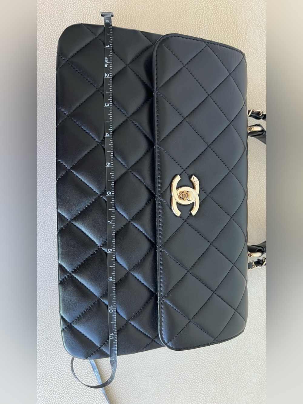 Chanel FLAP BAG WITH TOP HANDLE Lambskin & Gold-Tone Metal - Picture 8 of 16